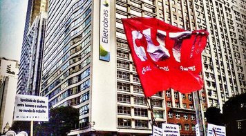 Eletricitários param por 72 horas contra a privatização da Eletrobras