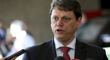 Bolsonaro pretende privatizar ou fechar 100 estatais, diz ministro