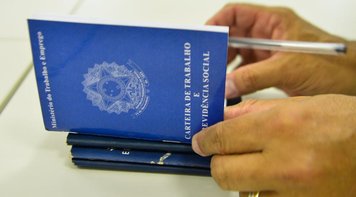 Desemprego sobe a 13,3% no Brasil, recorde em três anos