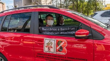 Carreata dos bancários reivindica inclusão da categoria na vacinação contra Covid-19