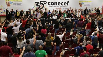 Abertura unificada dos congressos do BB e da Caixa ressalta importância dos bancos públicos