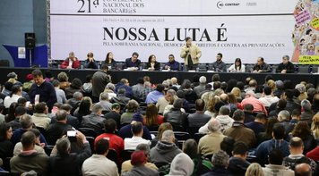 Mudanças tecnológicas reduzem postos de trabalho e obrigam trabalhadores a se adequarem