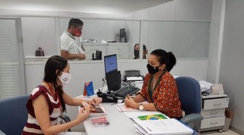 Com máscara e álcool em gel, Caravana Bancária se reformula durante a pandemia