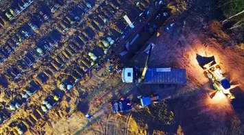 Brasil tem 4.195 mortes por covid em 24 horas e mantém escalada da pandemia