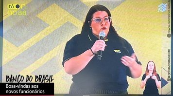 Movimento sindical participa da posse de novos funcionários e funcionárias do BB