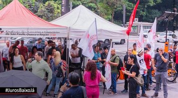 Protestos contra os juros altos voltam a ocorrer em diversas cidades