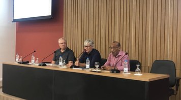 Trabalhadores discutem futuro da Fundação Itaú-Unibanco