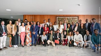 Plano Juventude Negra Viva avança com apoio da Contraf em reunião no Palácio do Planalto