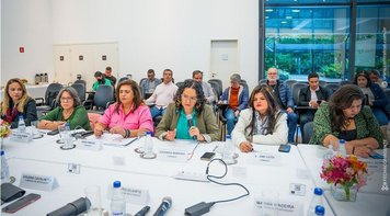 Em mesa com Fenaban, bancários recebem dados sobre avanços à diversidade