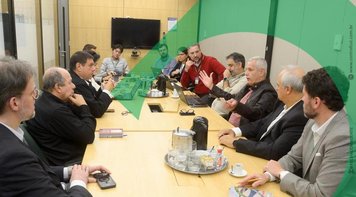 Negociações avançam, mas impasse sobre regime híbrido persiste no BNDES