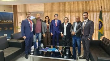 Fetec e Seeb Brasília reúnem-se com Ministério da Justiça e decidem formalizar denúncia contra o Santander