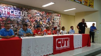 Bancários de Dourados participam do 11º Congresso Estadual da CUT MS